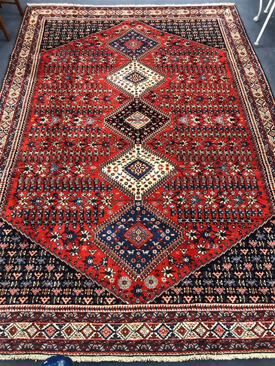 An Abadeh carpet 300 x 205cm.